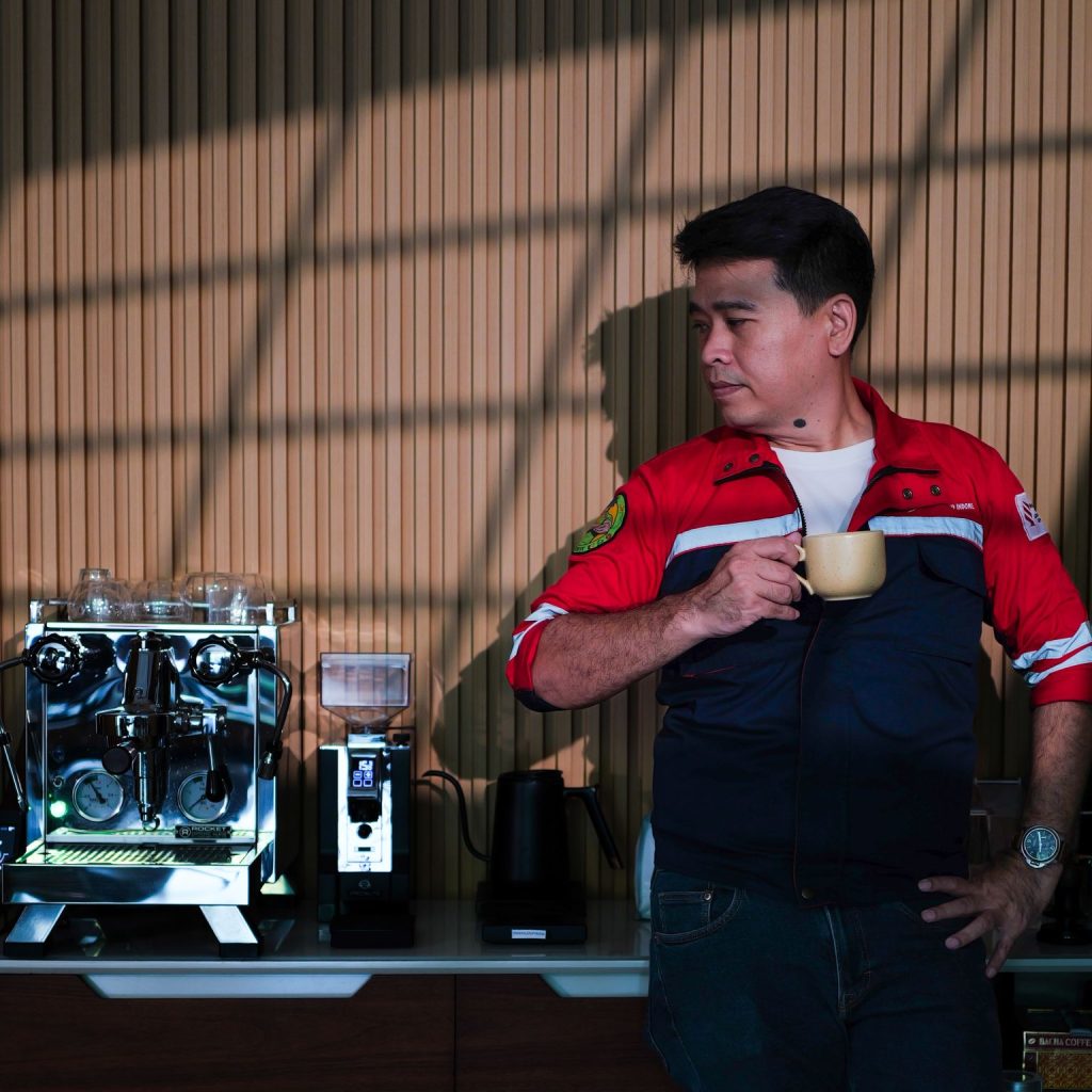 Empat M: Filosofi Teknik dari Kopi hingga Machining CNC